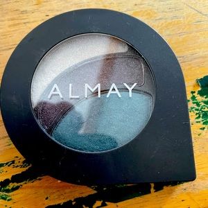 Allay eye shadow